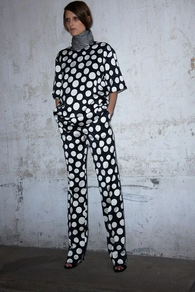 Look 5